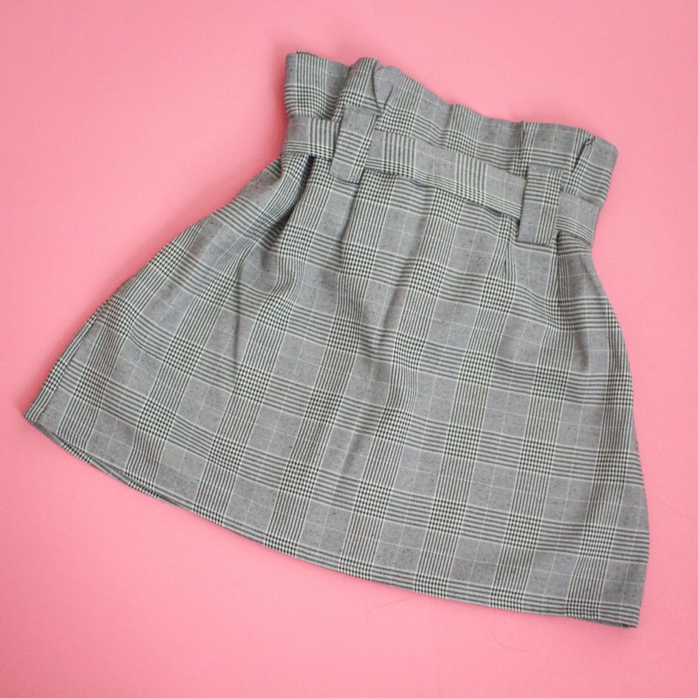 Plaid Paper Bag Waist Mini-Skirt - Picture 2 of 4